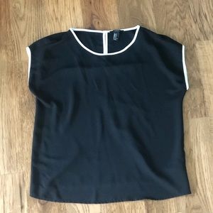 NEVER WORN! Black short sleeve blouse